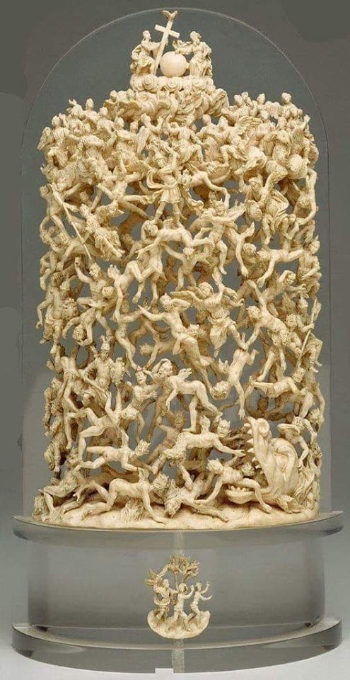 "Падение восставших ангелов", Неаполь, XVIII век, слоновая кость