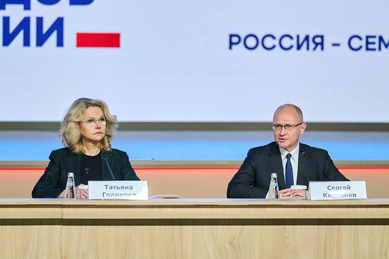 photo_5273779429706504018_y