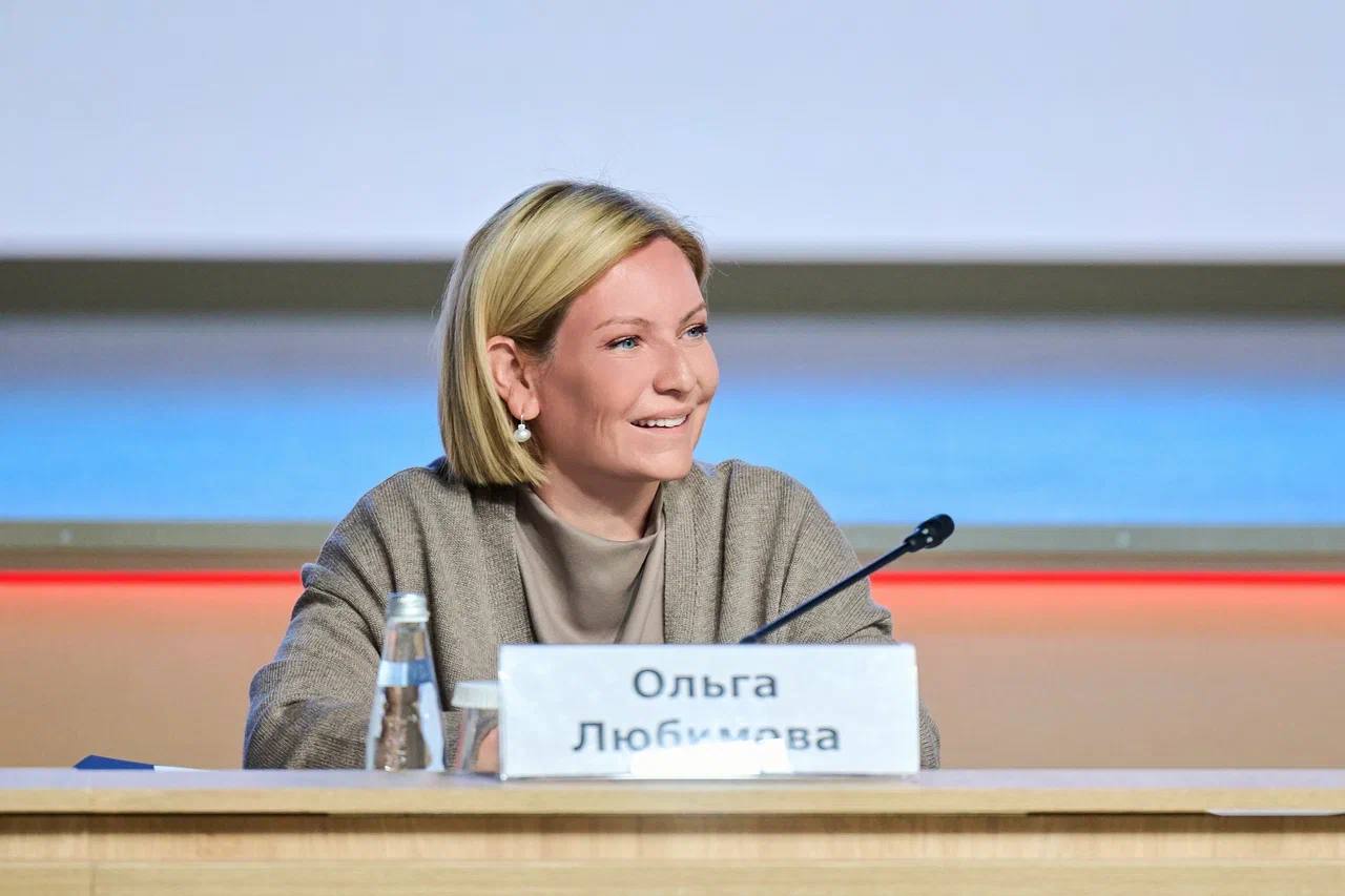 photo_5273779429706504019_y