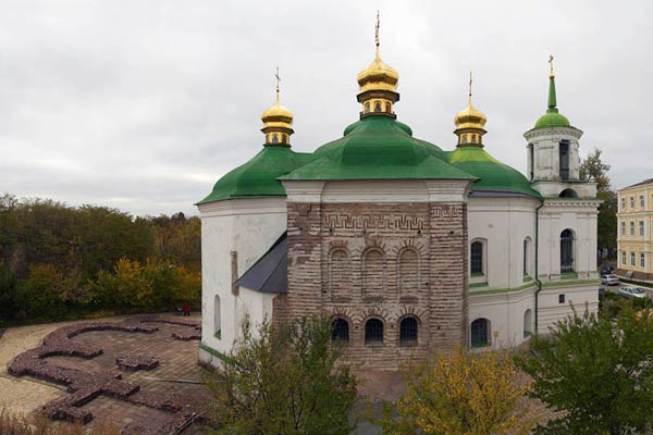 Церковь Спаса на Берестове. Киев. Западный притвор. Реконструкция Г. М. Штендера