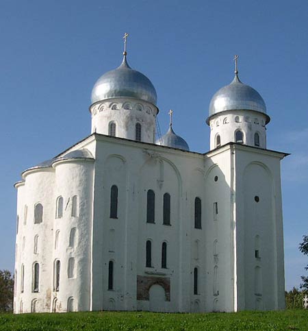 Георгиевский собор Юрьева монастыря в Новгороде